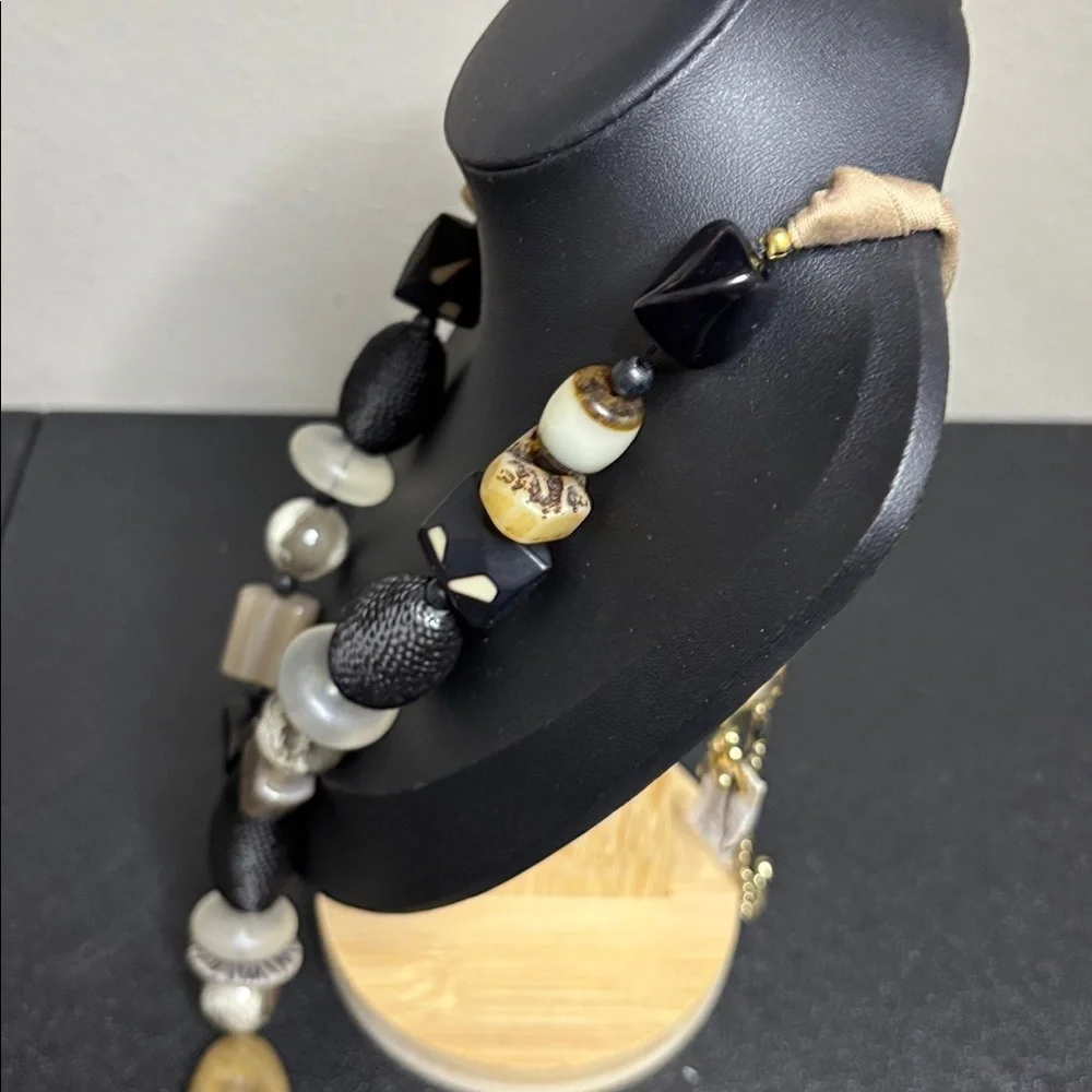 NWT Chunky Beaded Ribbon Zain Black Boho Rare Necklace Statement